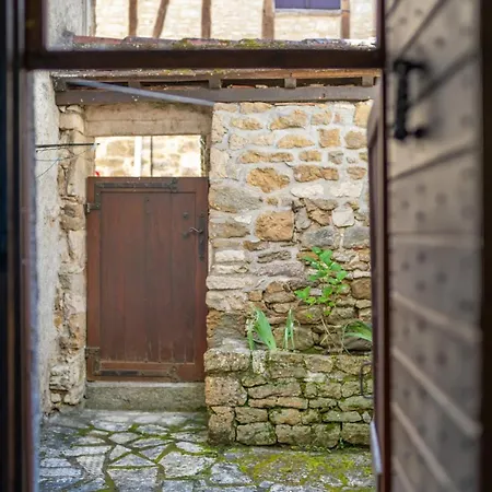 La Maison De Lieve Kleine House